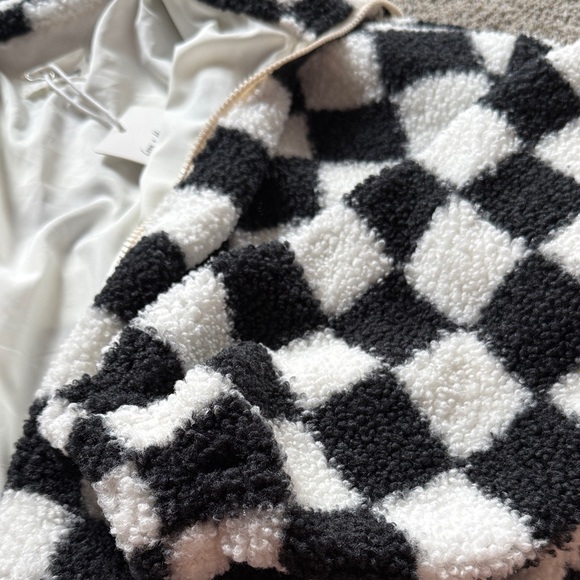 BRAND NEW Cozy Checkered Women's Jacket - Picture 4 of 4